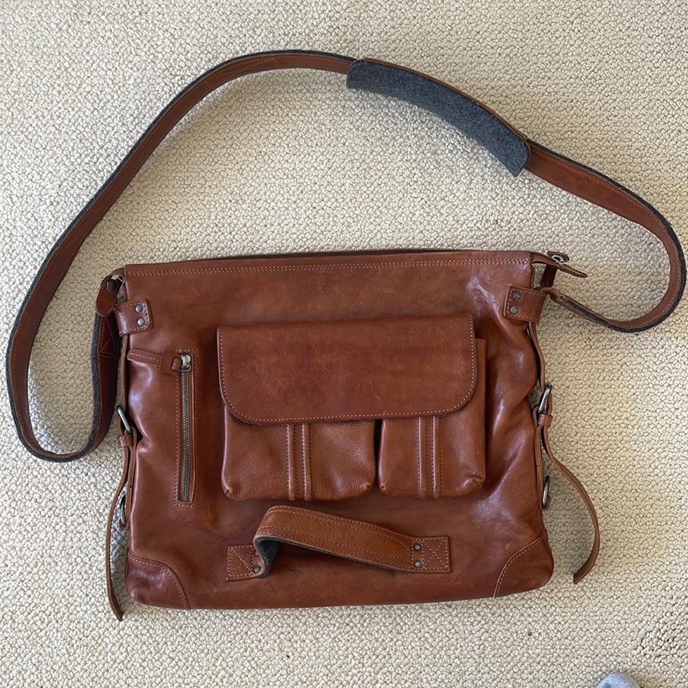 RARE Hard graft tan 2pack leather messenger bag